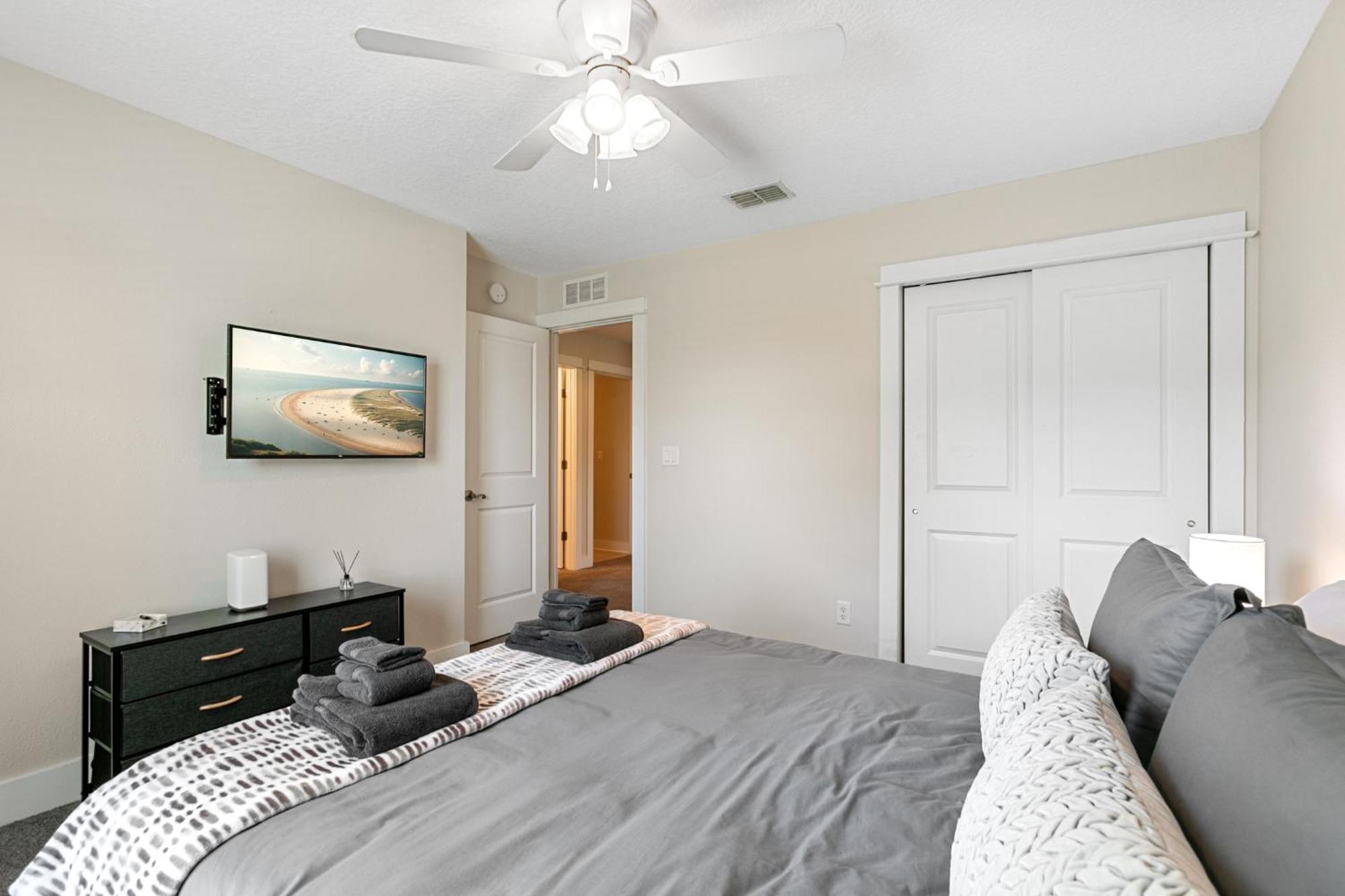 3 Minutes To Beach, 9 Minutes To Mayo Clinic, King Bed, Sleeps 8 Villa Jacksonville Beach Ngoại thất bức ảnh